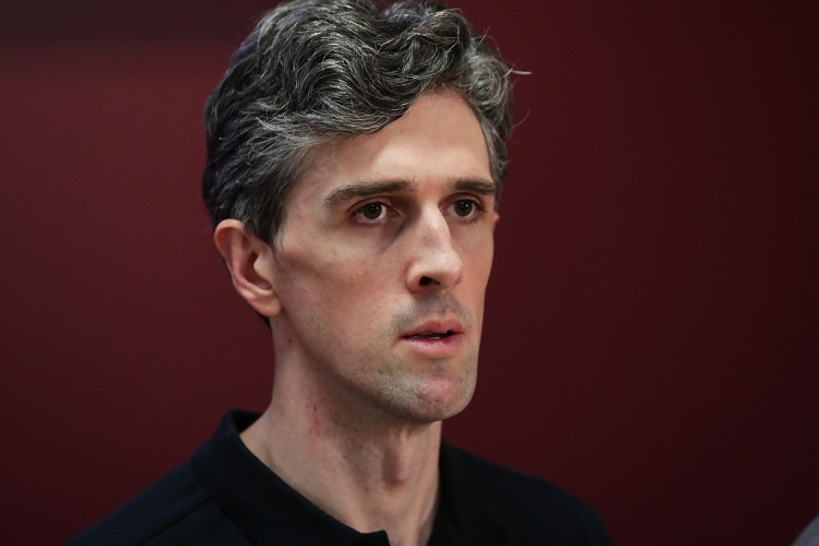 黄蜂队任命发展联盟年度最佳教练威尔-韦弗担任球队顾问