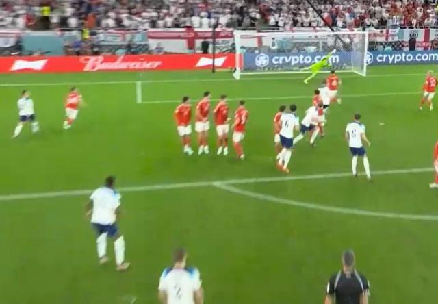 1669752951290084352.jpg 878.jpg