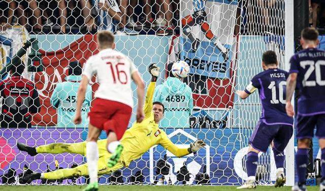 B体育-【观察】小组赛最佳阵容 3C镇守球门B费姆巴佩领衔